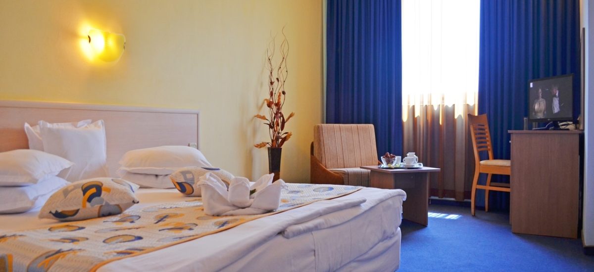 двойна стая в Аква хотел Бургас